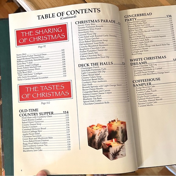 Vintage Hardcover Leisure Arts The Spirit of Christmas Books Craft and Recipes - Picture 6 of 11